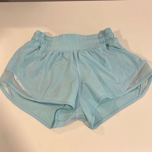 Icing blue low rise 2.5 inch inseam hotty hots in size 2